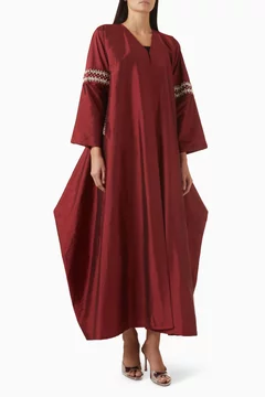 أحمر