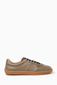 Neutral