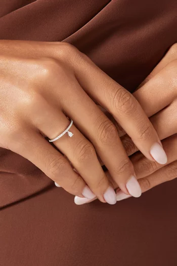 Hera Pear Diamond Ring in 18kt White Gold