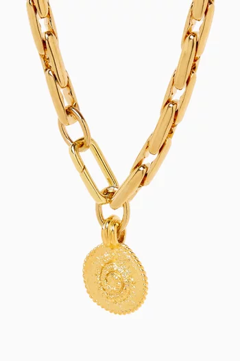 VENA NECKLACE 18KT GOLD PLATED CURBED LINK CHAIN FINISHED WITH ROUND CARIBINER AND ORGANIC FOSSIL PENDANT:GOLD:One Size|217408727