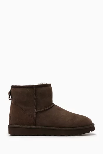 Classic Mini II Heritage Ankle Boots in Suede