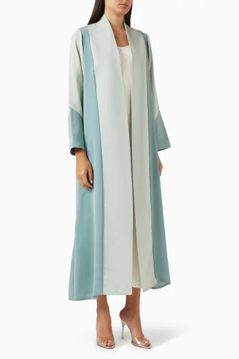 High-collar Abaya in Crepe