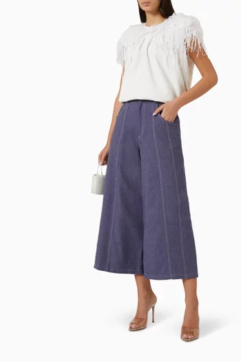 بنطال بساقين واسعتين