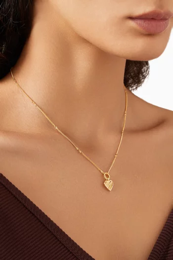 Mini Ridge Heart Charm Pendant Necklace in 18kt Gold-plated Brass