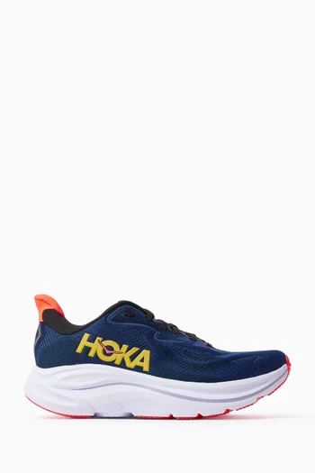 Clifton 10 Sneakers in Knit