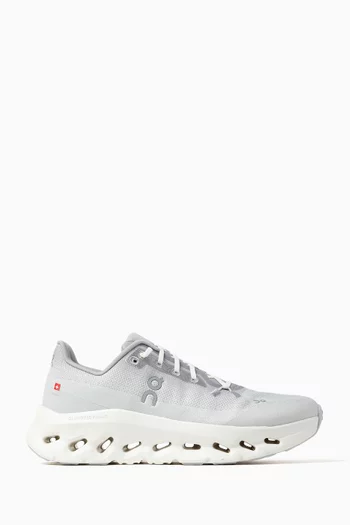Cloudtilt Low-top Sneakers in Mesh
