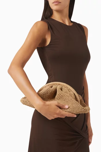 Chunky Clutch in Raffia