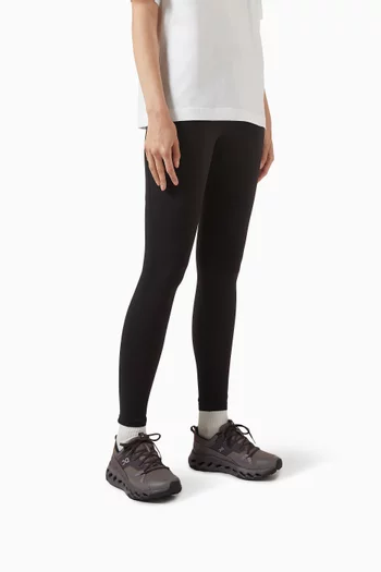 سنيكرز كلاودهورايزن أسفل الكاحل