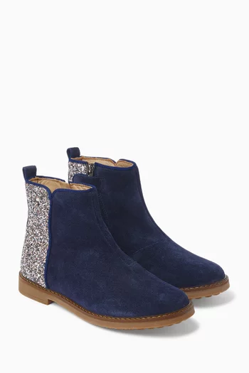 Trip Back Boots in Suede