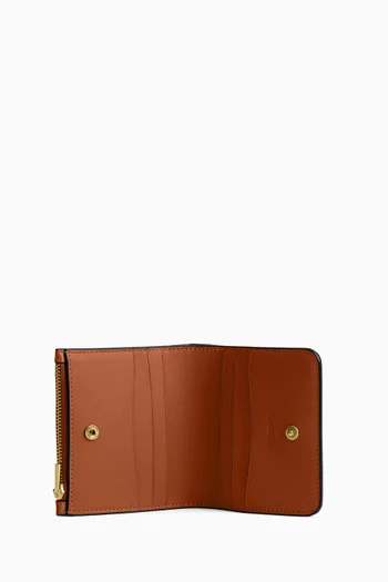 Essential Slim Bifold Wallet in Leather
