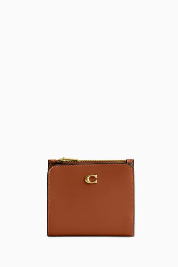 Essential Slim Bifold Wallet in Leather