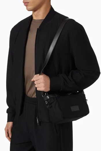 Crossbody Bag in Mesh & Leather