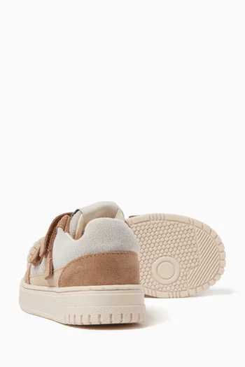 Velcro Sneakers in Suede