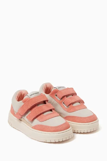 Velcro Sneakers in Suede