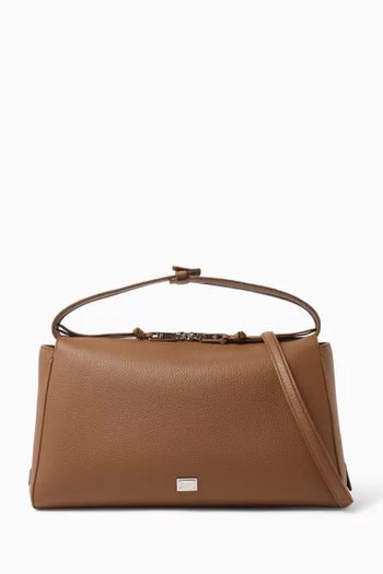 Vittoria Shoulder Bag