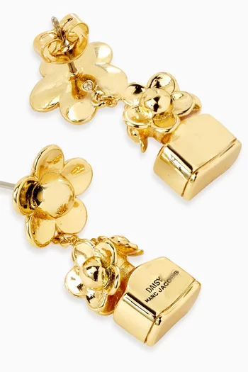 أقراط ميني مزينة بزهرة أقحوان نحاس مطلي