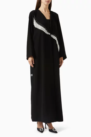 عباية مطرزة بالكريستال