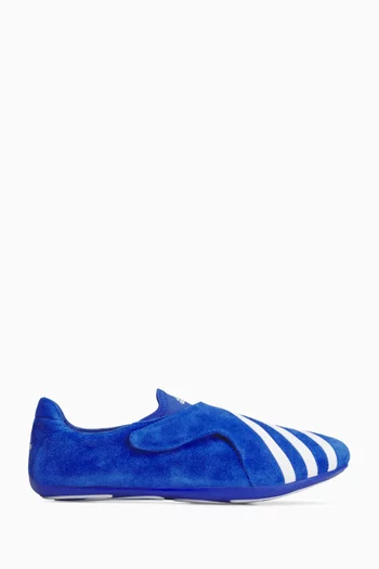 Vario Flat Earth Slip-on Sneakers in Suede