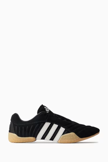 Taekwondo Mei Sneakers in Suede Leather