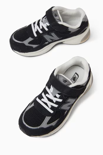 2010 Sneakers
