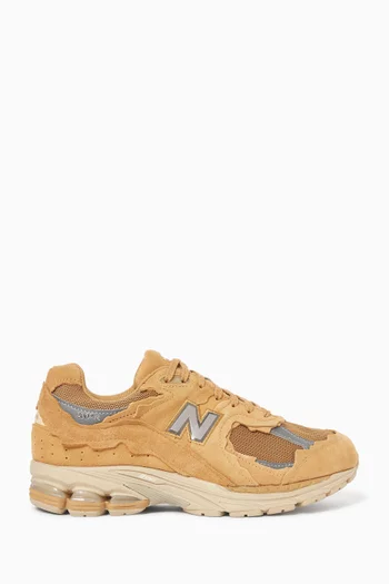 2002R Sneakers in Suede & Mesh