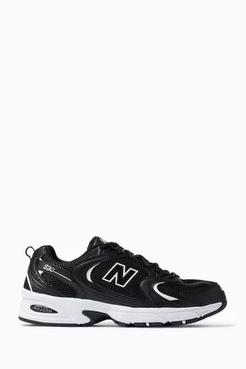 530 Sneakers in Mesh