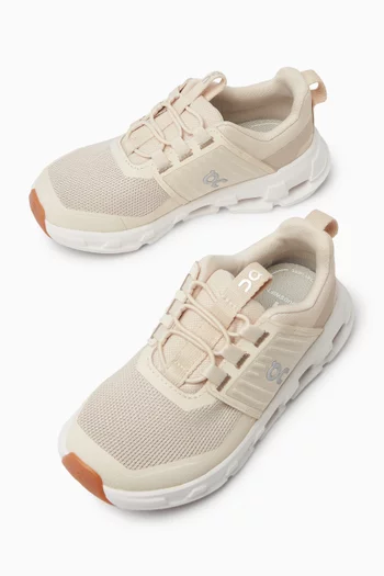 Cloudswift Sneakers