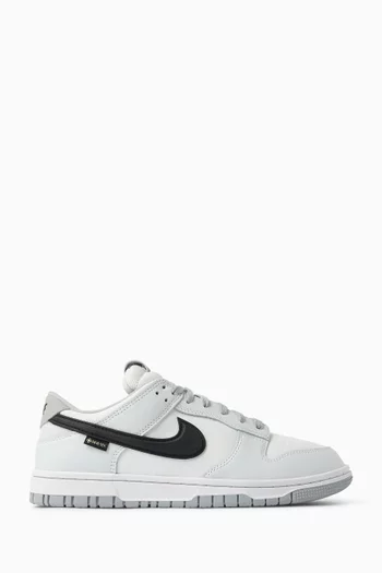 Dunk Low GORE-TEX Sneakers in Leather