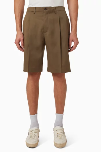 Bermuda Shorts in Wool Gabardine