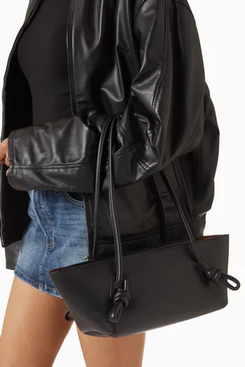 Fleca Baguette Shoulder Bag in Leather