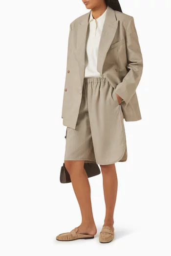 Nelis Bermuda Shorts in Virgin Wool