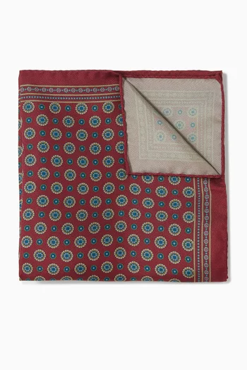 Medallion Pocket Square in Silk