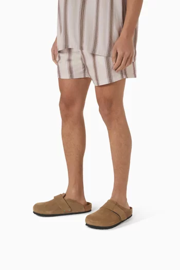 Loma Clogs in Suede