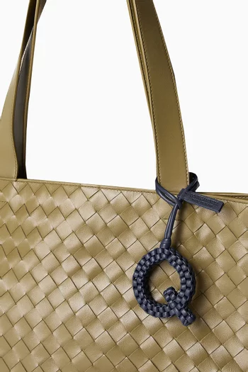 Letter Q Charm in Intreccio Nappa