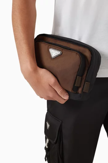 Logo Pouch in Re-Nylon