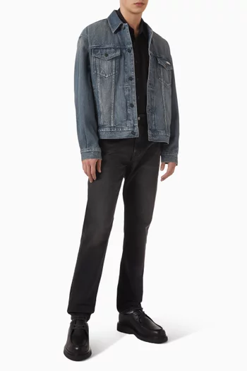 Classic Tapered Jeans in Denim