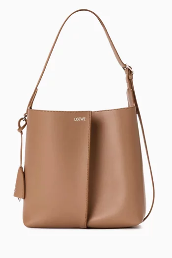 Medium Bilbao Bucket Bag in Leather
