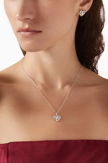 Heart of Threads Diamond Necklace in 18kt Gold