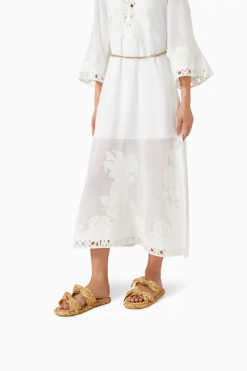 Carousel Slides in Raffia