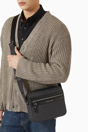 Jet Set Signature Logo Crossbody Bag in Leather
