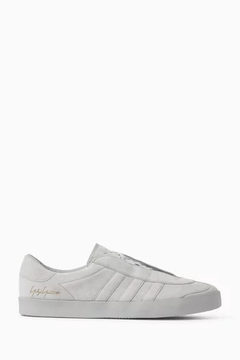Gazelle Sneakers in Suede