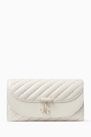 Avenue Curve Clutch in Quilted Nappa