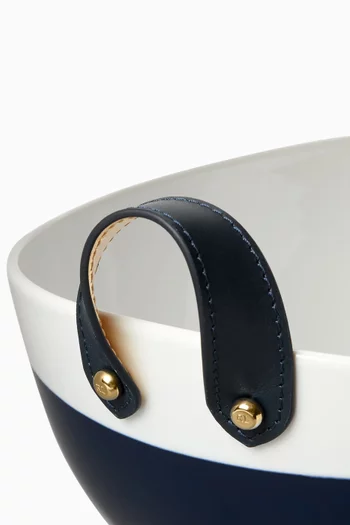 Wyatt Salad Bowl in Porcelain