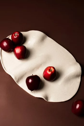 Unda Cheeseboard in Ceramic