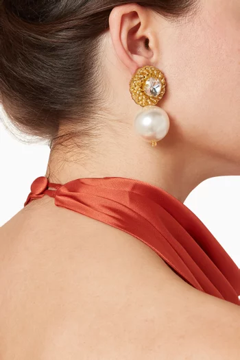 Fleur Solaire Pearl Earrings in 18kt Gold-plated Brass