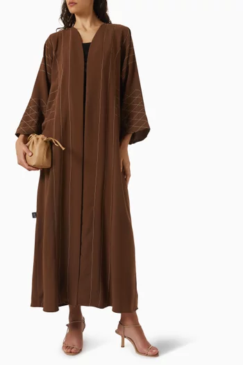 عباية مطرزة كريب