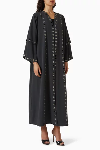 عباية بتطريزات مفرغة كريب