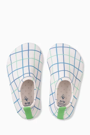 Printed UV Swim Shoes in Recycled Nylon