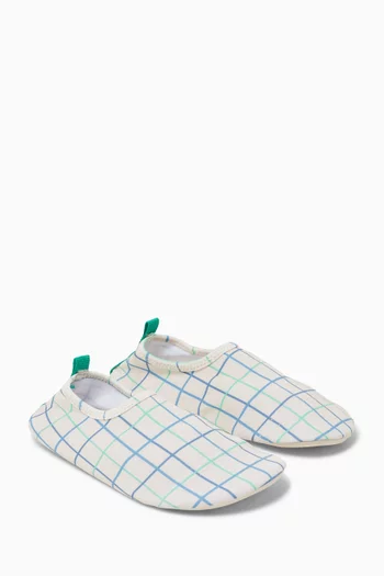 Printed UV Swim Shoes in Recycled Nylon