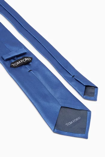Solid Tie in Silk